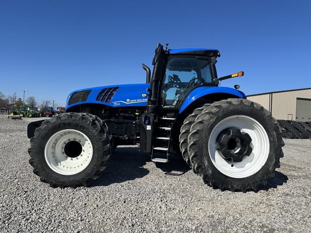 Image of New Holland T8.410 equipment image 2