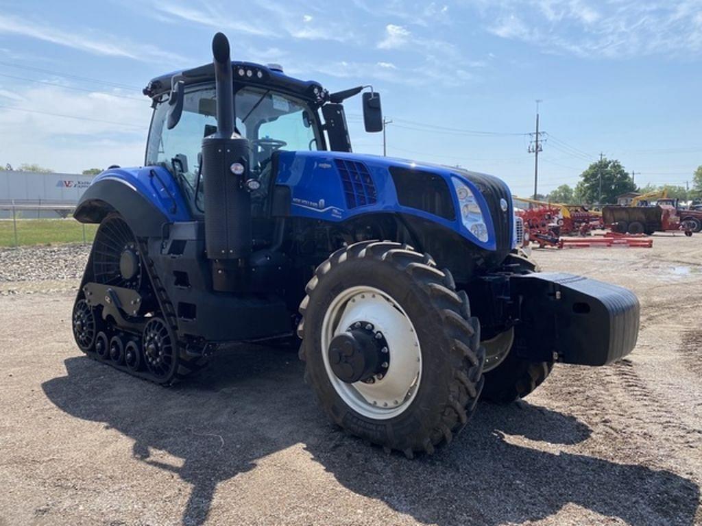 Image of New Holland T8.410 SmartTrax Image 1