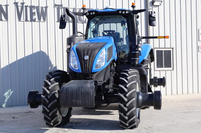 Image of New Holland T8.410 equipment image 2