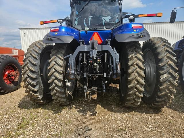 Image of New Holland T8.410 equipment image 2