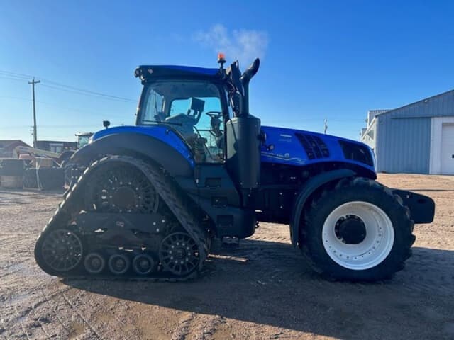 Image of New Holland T8.435 equipment image 1