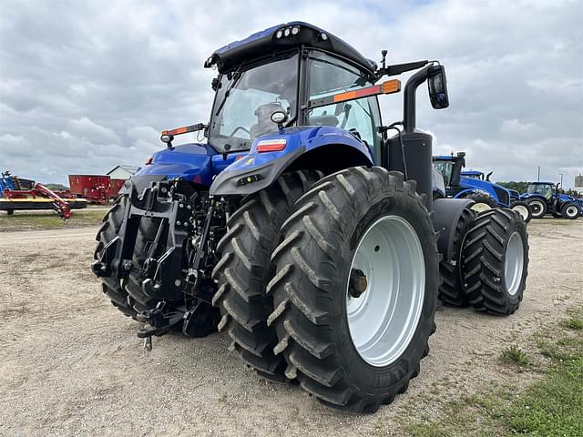 Image of New Holland T8.435 equipment image 4