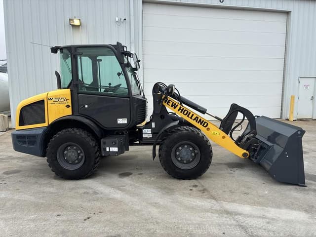 Image of New Holland W50C equipment image 3
