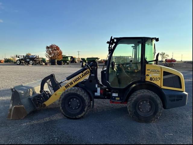 Image of New Holland W50C equipment image 2