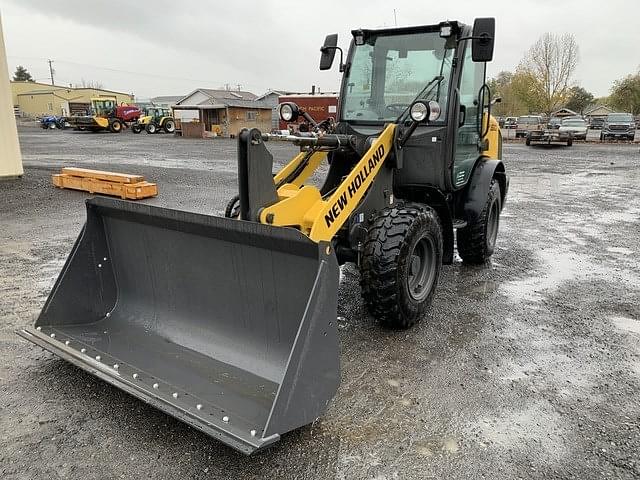 Image of New Holland W50C equipment image 3