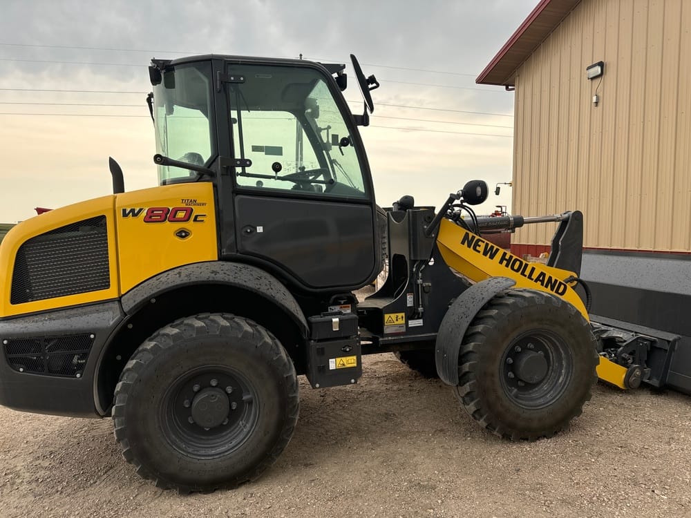 2023 New Holland W80C Equipment Image0