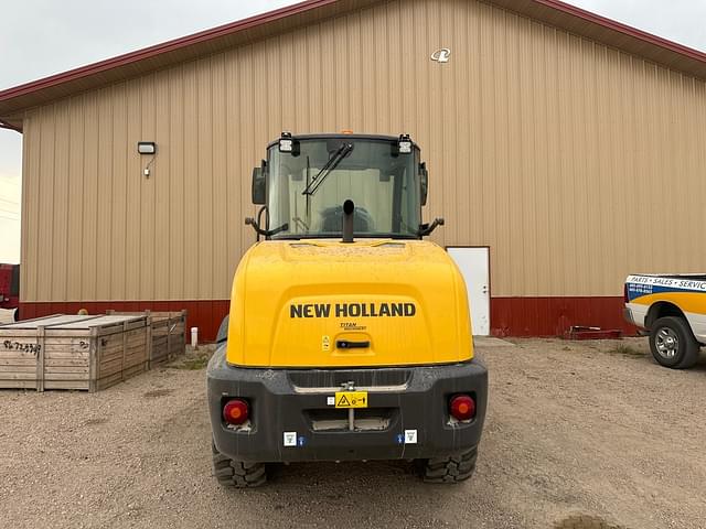 Image of New Holland W80C equipment image 1