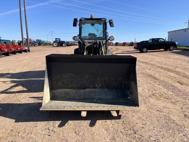 Image of New Holland W80C equipment image 1