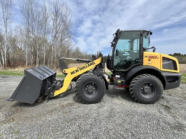 Image of New Holland W80C equipment image 2