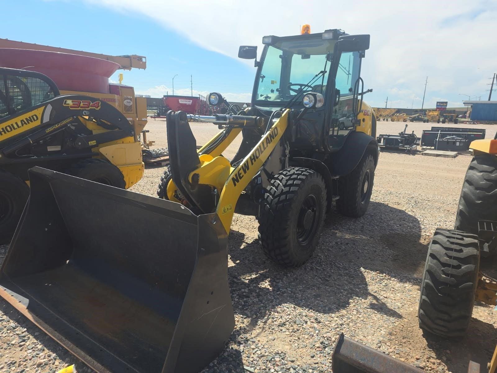2023 New Holland W80C Equipment Image0
