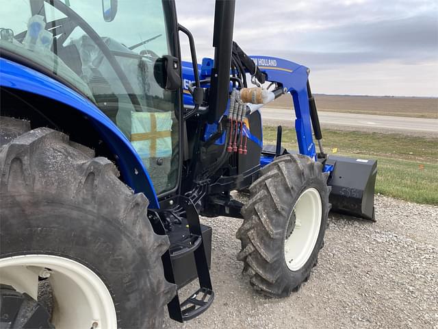 Image of New Holland Workmaster 105 equipment image 1