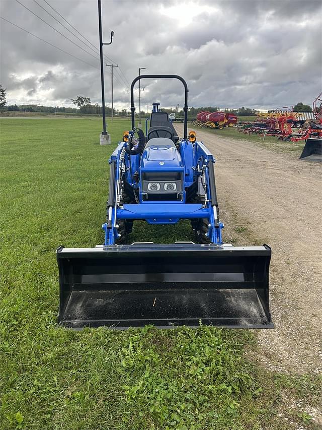 Image of New Holland Workmaster 25 equipment image 3