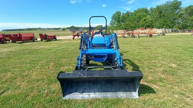 Image of New Holland Workmaster 25 equipment image 1