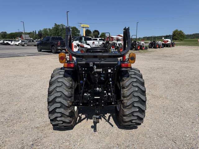 Image of New Holland Workmaster 25 equipment image 3