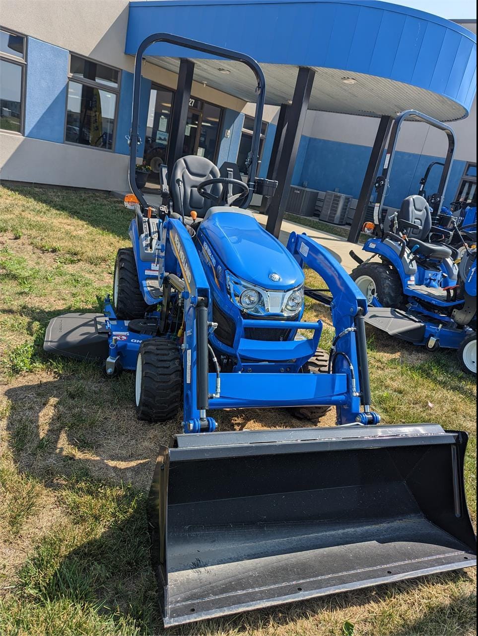 2023 New Holland Workmaster 25S Equipment Image0