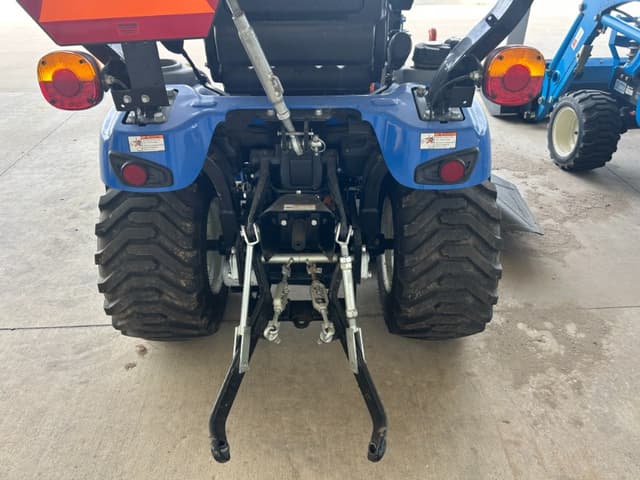 Image of New Holland Workmaster 25S equipment image 2