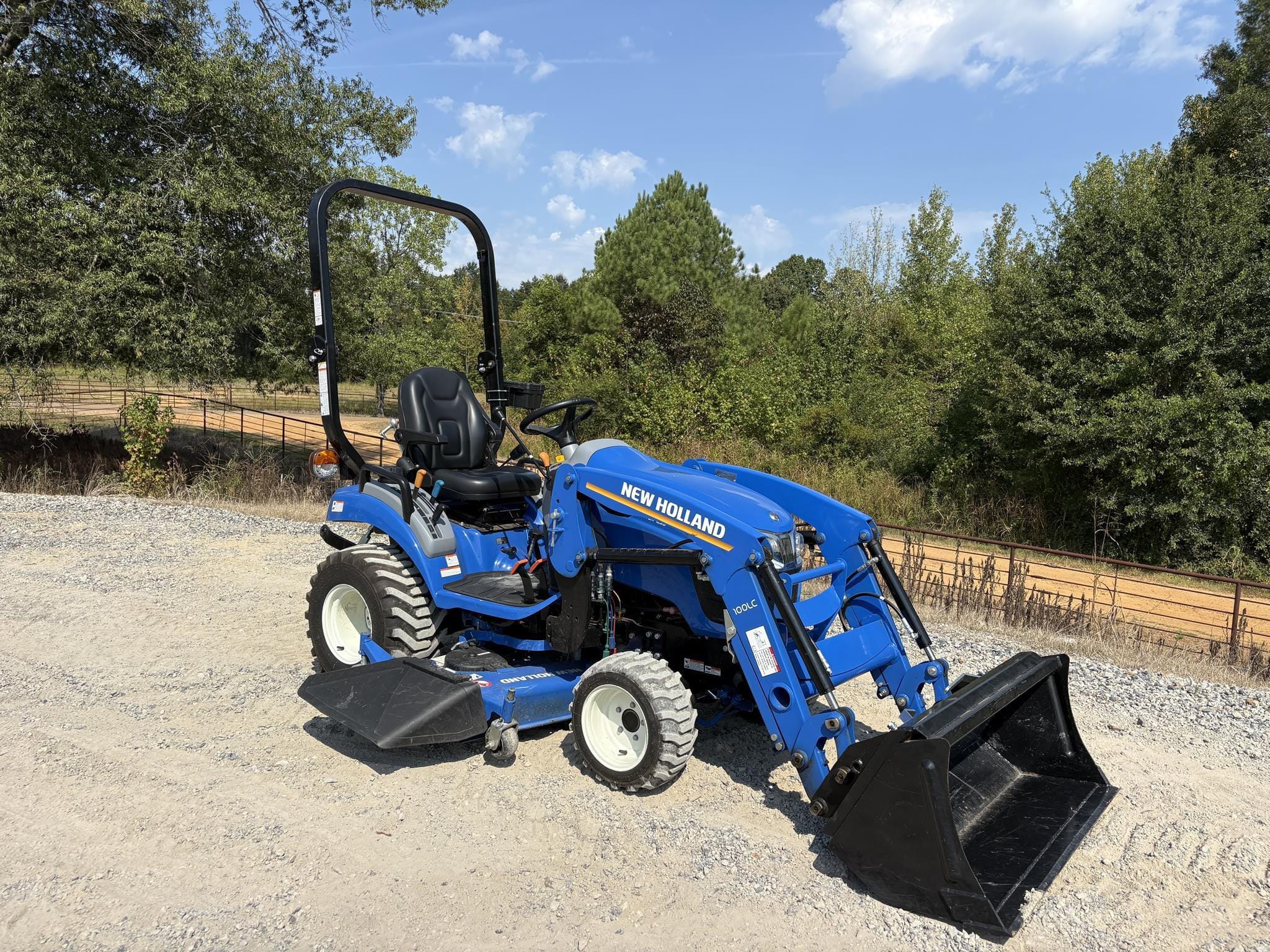 2023 New Holland Workmaster 25S Equipment Image0