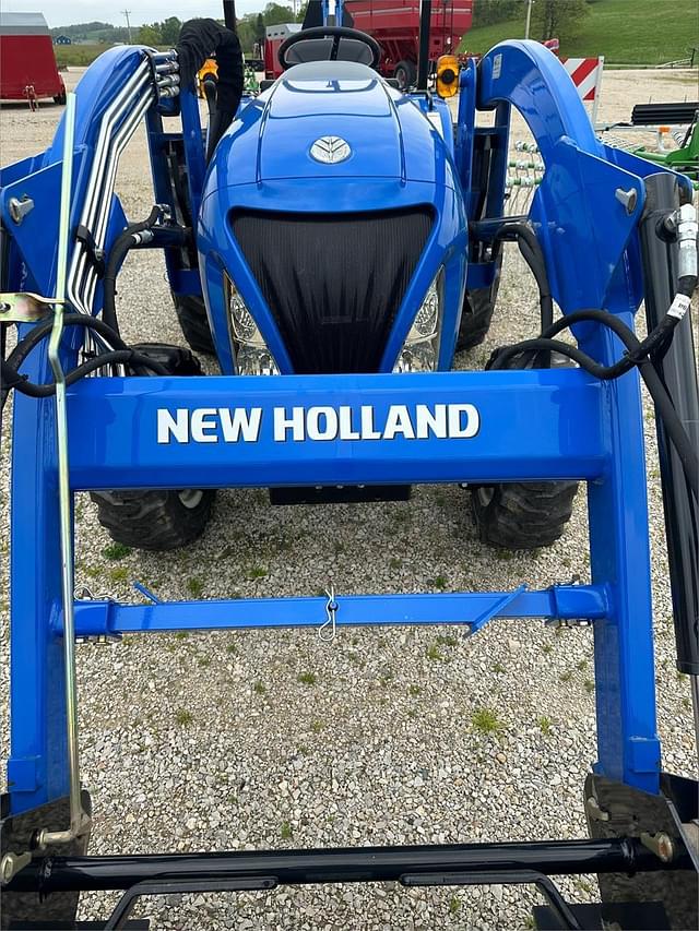Image of New Holland Workmaster 35 equipment image 2