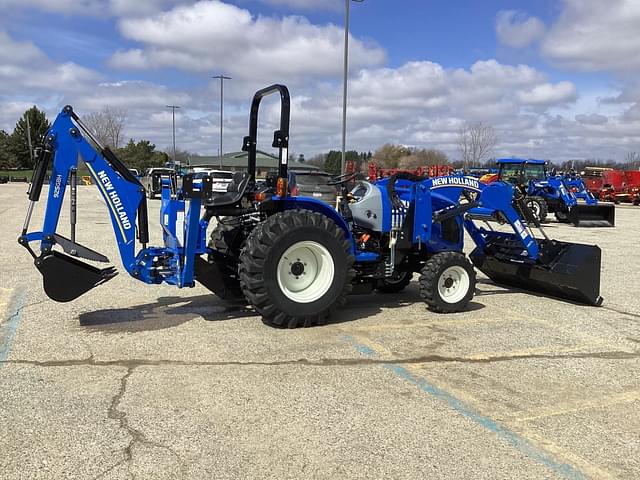 Image of New Holland Workmaster 35 equipment image 4