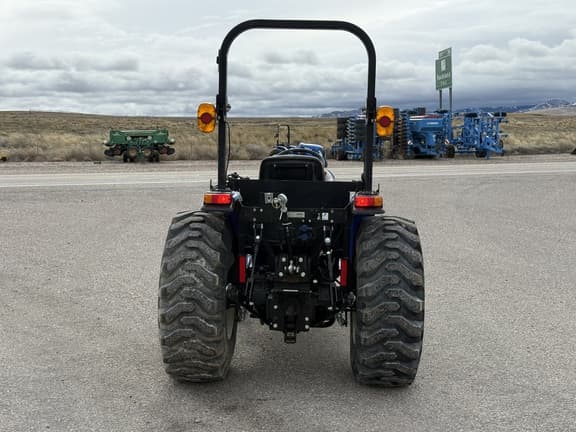 Image of New Holland Workmaster 35 equipment image 3