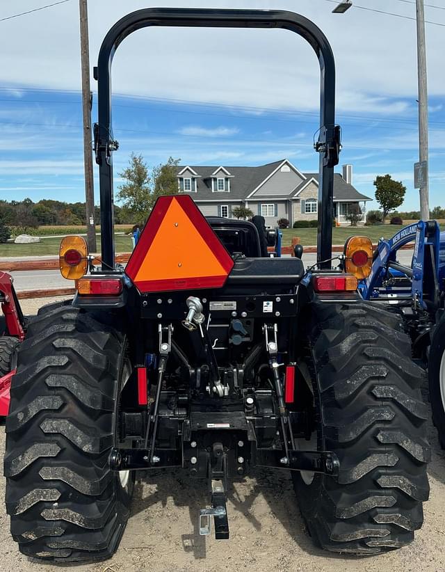 Image of New Holland Workmaster 40 equipment image 3