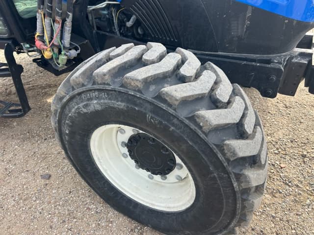 Image of New Holland Workmaster 55 equipment image 4
