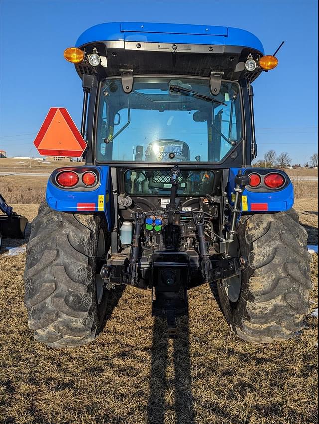 Image of New Holland Workmaster 55 equipment image 3