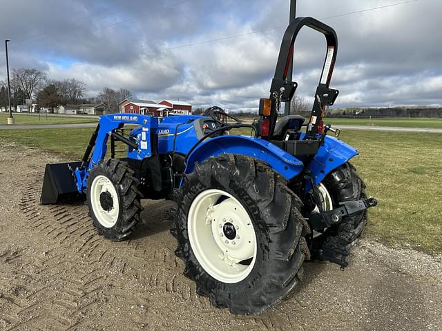 Image of New Holland Workmaster 60 equipment image 2