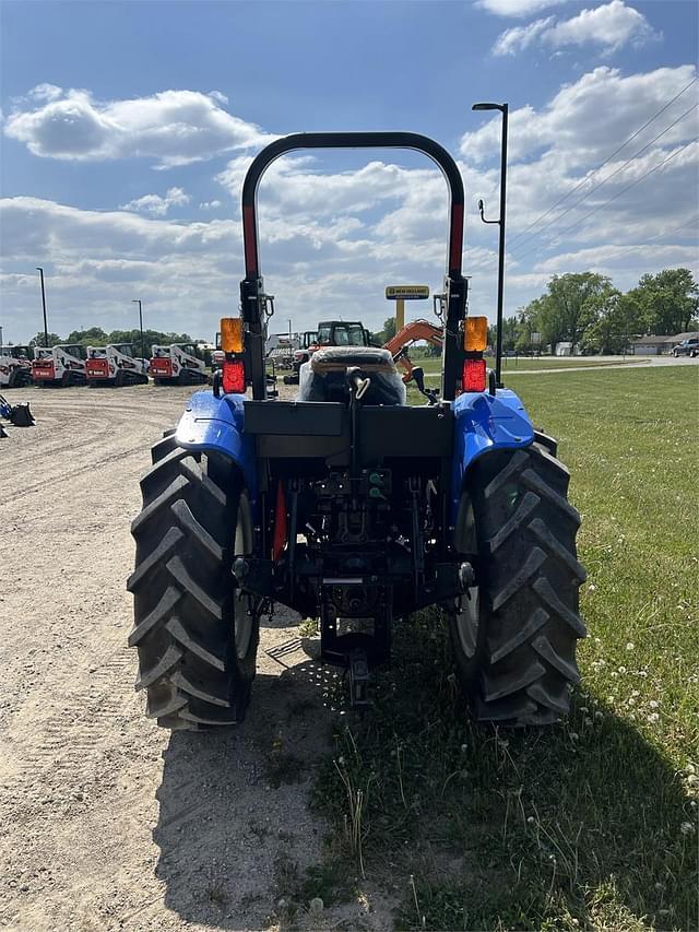 Image of New Holland Workmaster 60 equipment image 1