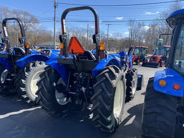 Image of New Holland Workmaster 70 equipment image 2