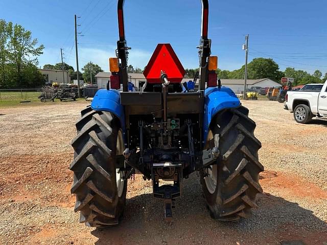 Image of New Holland Workmaster 70 equipment image 3