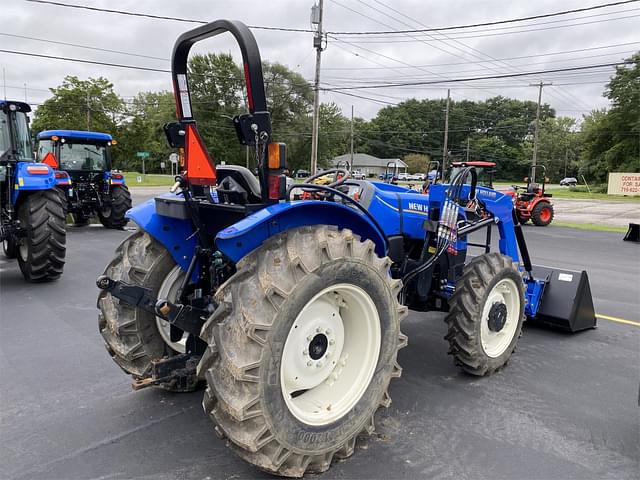 Image of New Holland Workmaster 70 equipment image 2