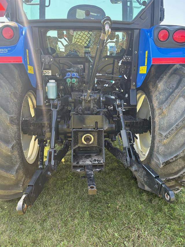 Image of New Holland Workmaster 95 equipment image 4