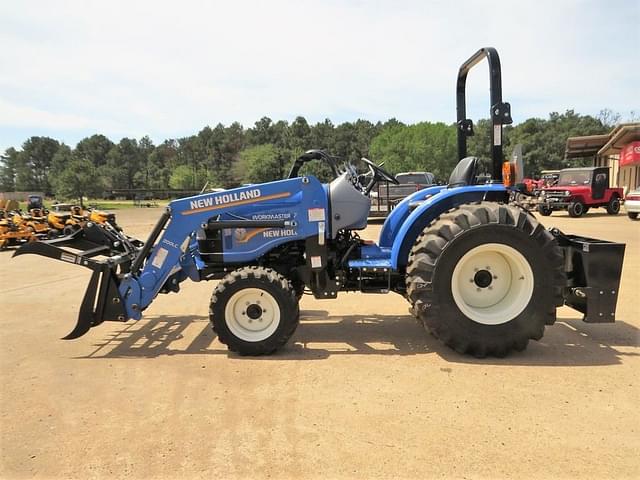 Image of New Holland Workmaster 25 equipment image 4