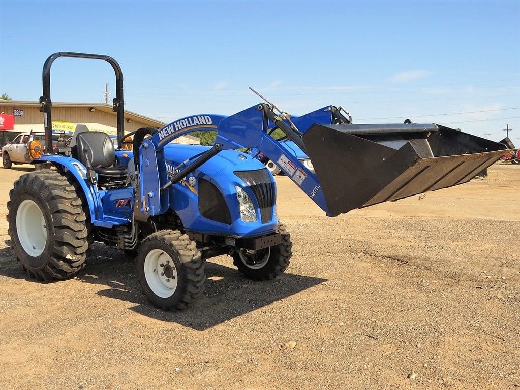 2023 New Holland Workmaster 35 Equipment Image0