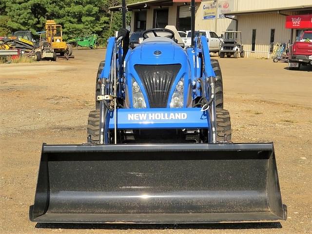 Image of New Holland Workmaster 35 equipment image 2