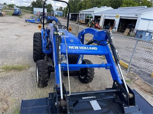 Image of New Holland Workmaster 25 equipment image 2