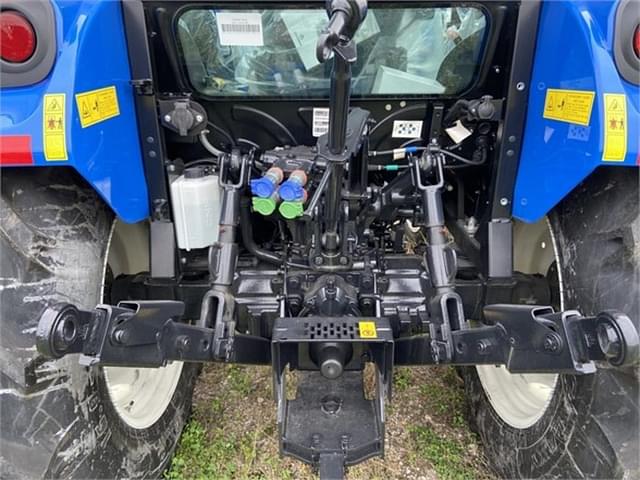 Image of New Holland Workmaster 55 equipment image 3