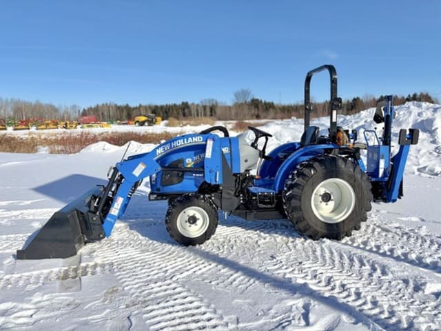 Image of New Holland Workmaster 35 equipment image 2