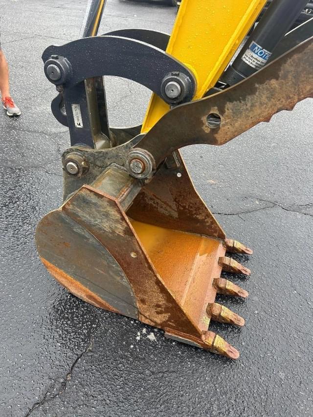 Image of New Holland E60C equipment image 4