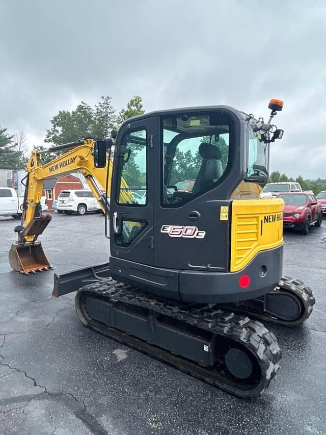 Image of New Holland E60C equipment image 2