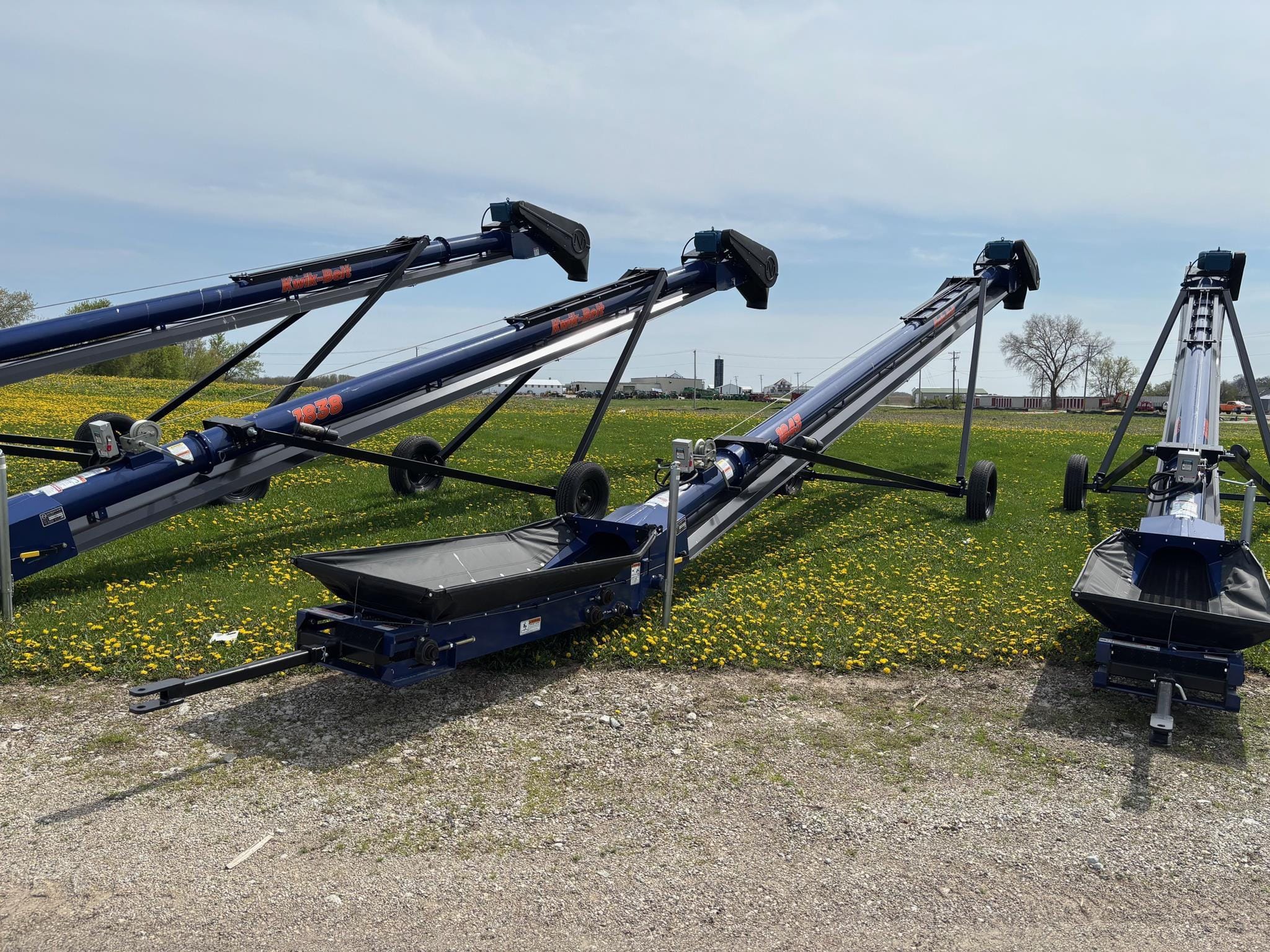 2023 Norwood 1843 Equipment Image0