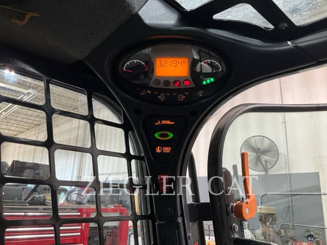 Image of Bobcat S770 equipment image 4