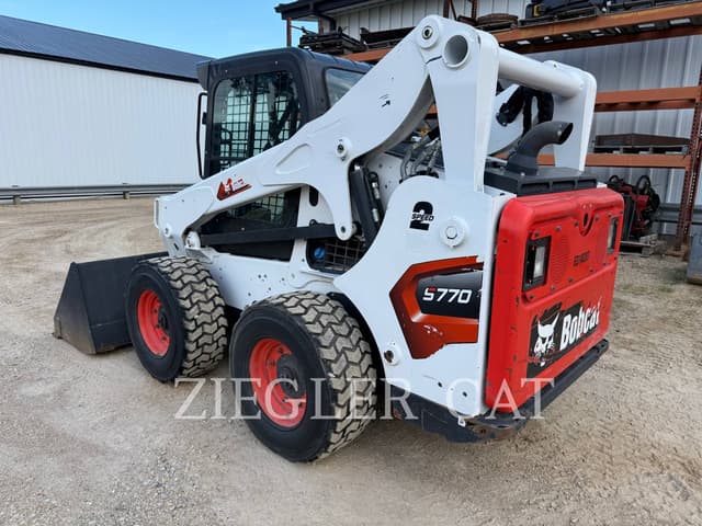 Image of Bobcat S770 equipment image 3