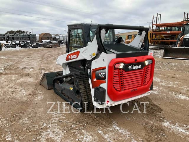 Image of Bobcat T66 equipment image 3