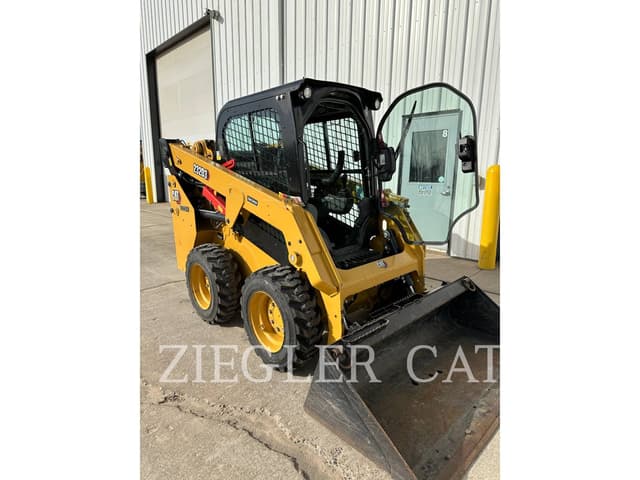 Image of Caterpillar 232D3 equipment image 1