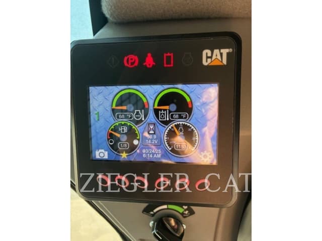 Image of Caterpillar 259D3 equipment image 4