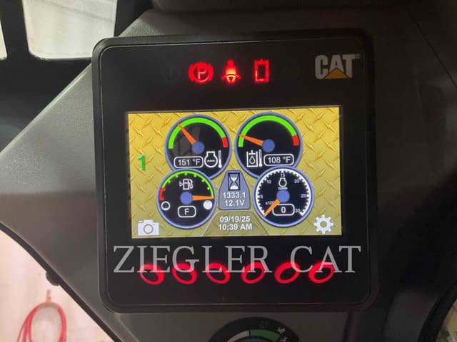 Image of Caterpillar 279D3 equipment image 4