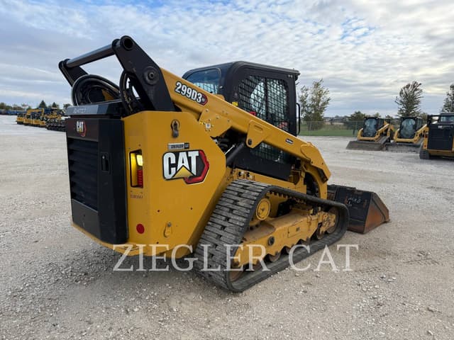 Image of Caterpillar 299D3XE equipment image 2
