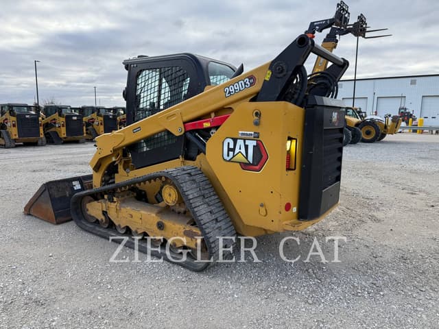 Image of Caterpillar 299D3XE equipment image 3